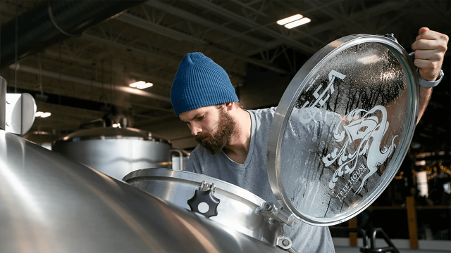 Making beer in Treehouse Brewing Company