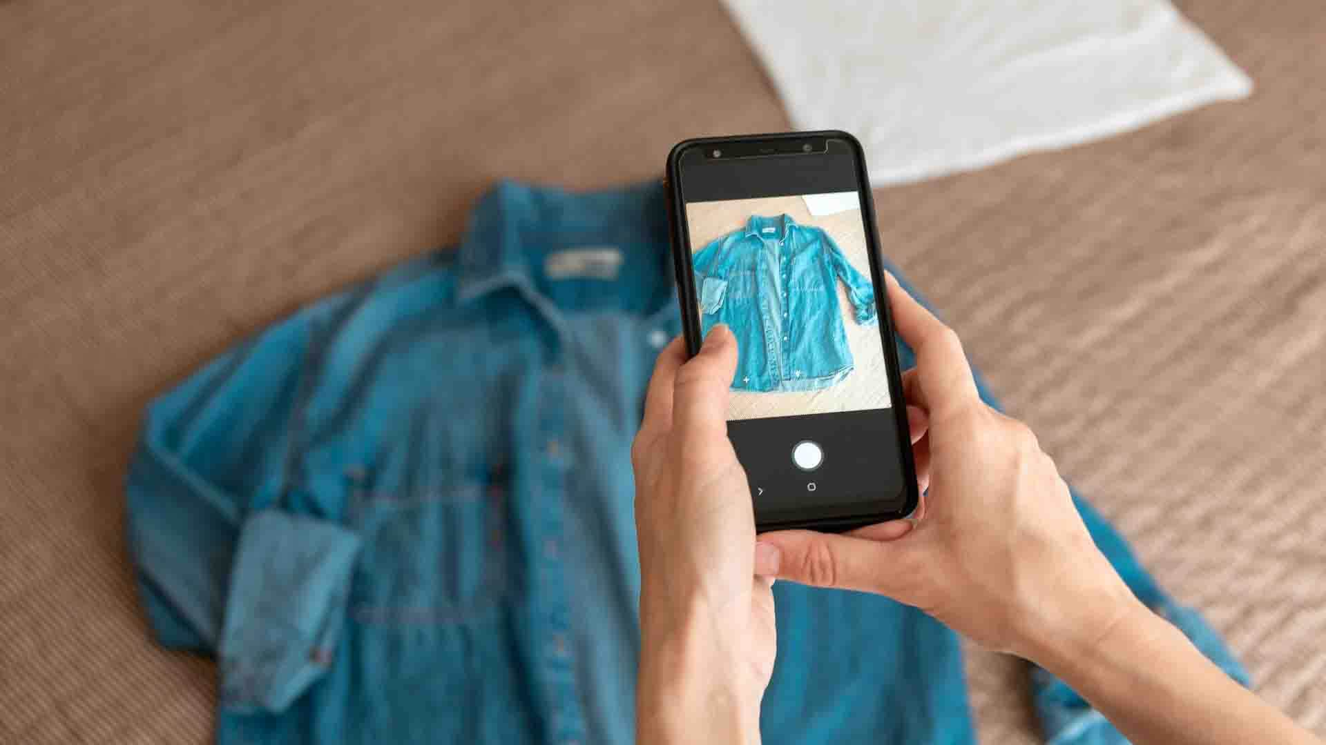 This app lets you trade clothes by 'matching' with other users — like a dating app for your closet