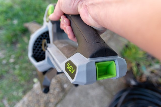 Electric leaf blowers