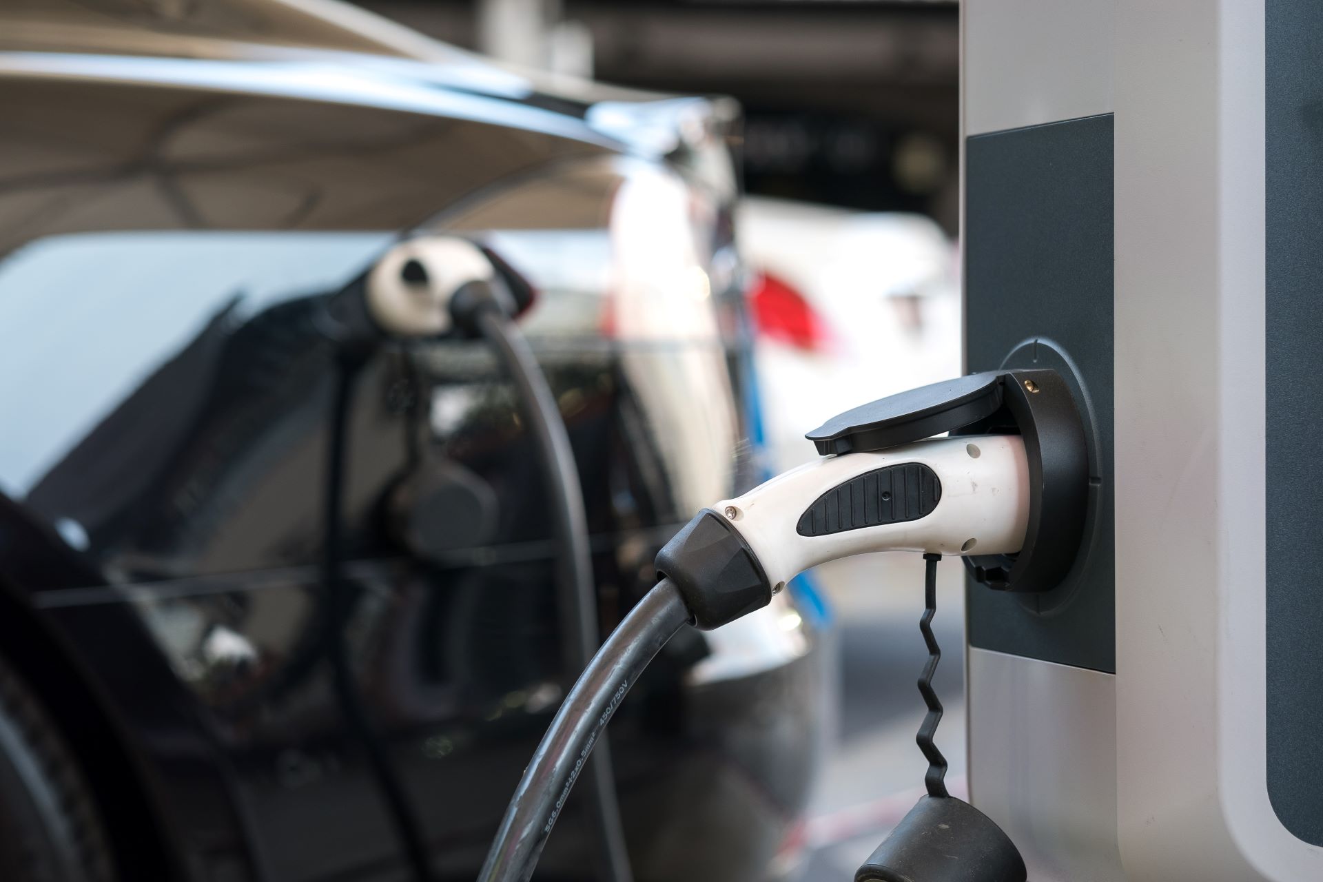 What You Need to Know About Charging Before You Buy an EV - IEEE Spectrum