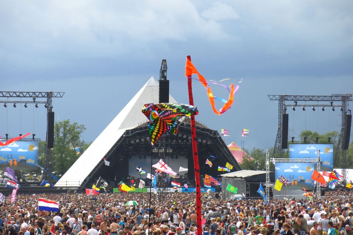 Major music festival makes unexpected decision to reduce left-behind trash: 'Do not bring [them]'