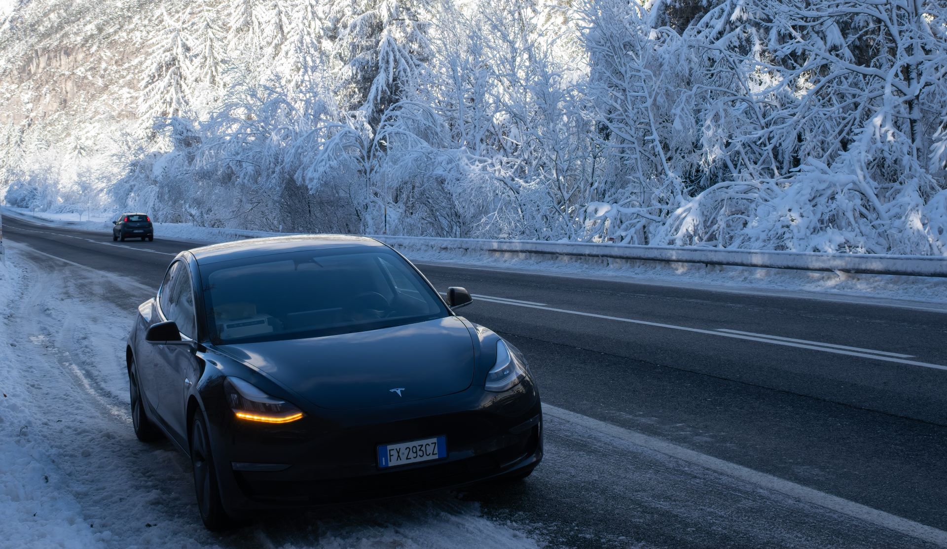 New extreme weather testing video from Tesla