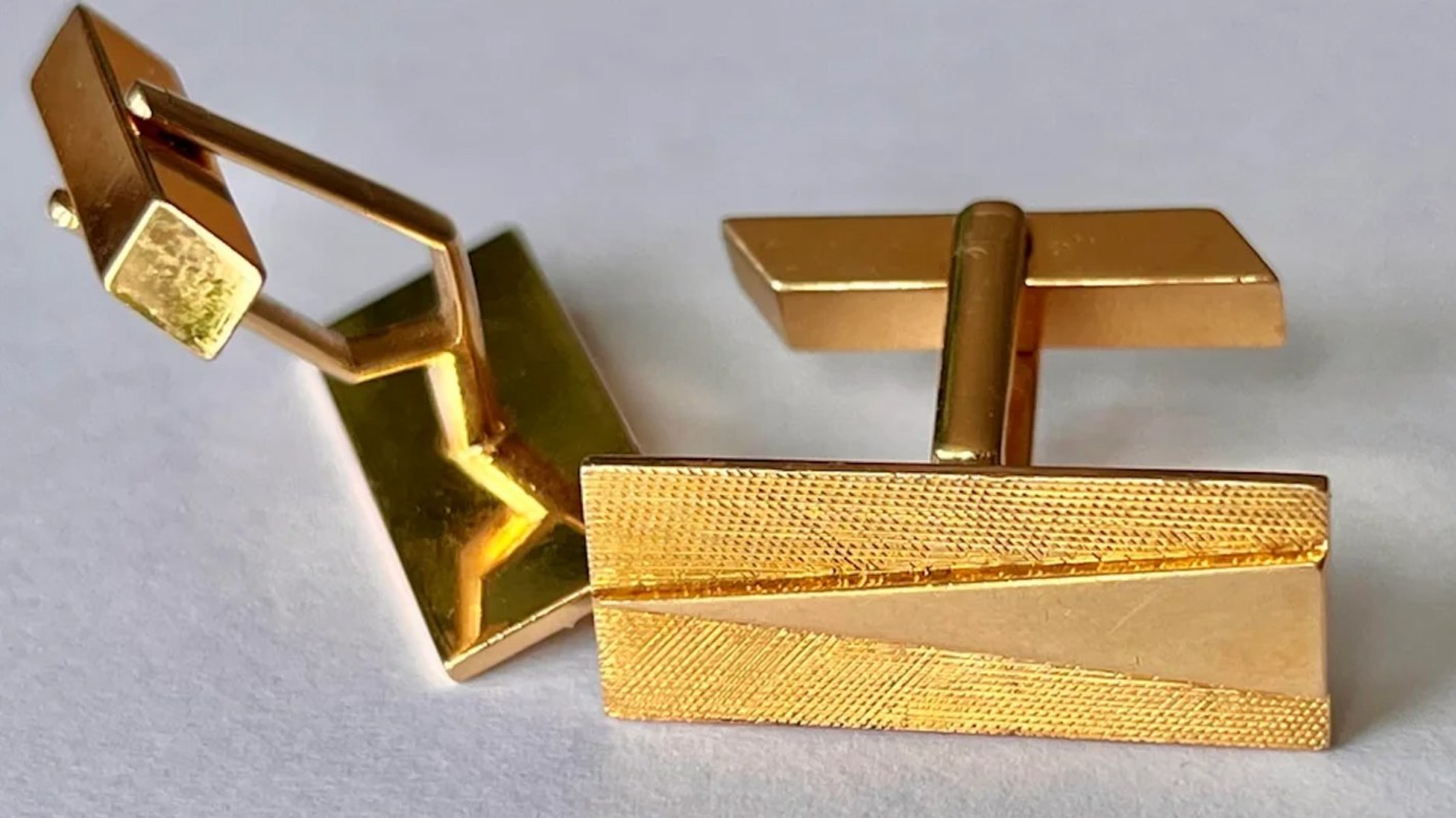 Gold cuff links at thrift store