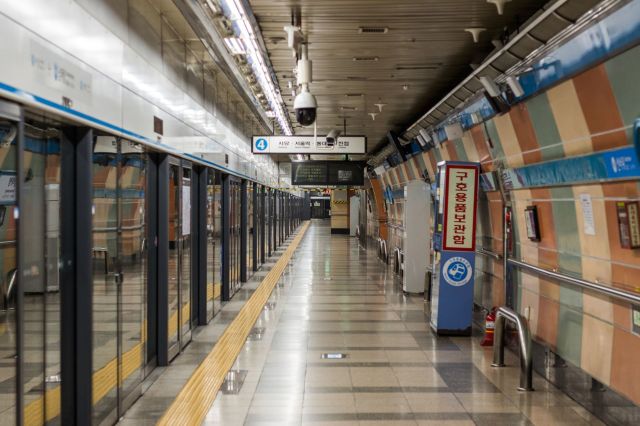 The project is successful enough that it has now expanded into four other subway stations.