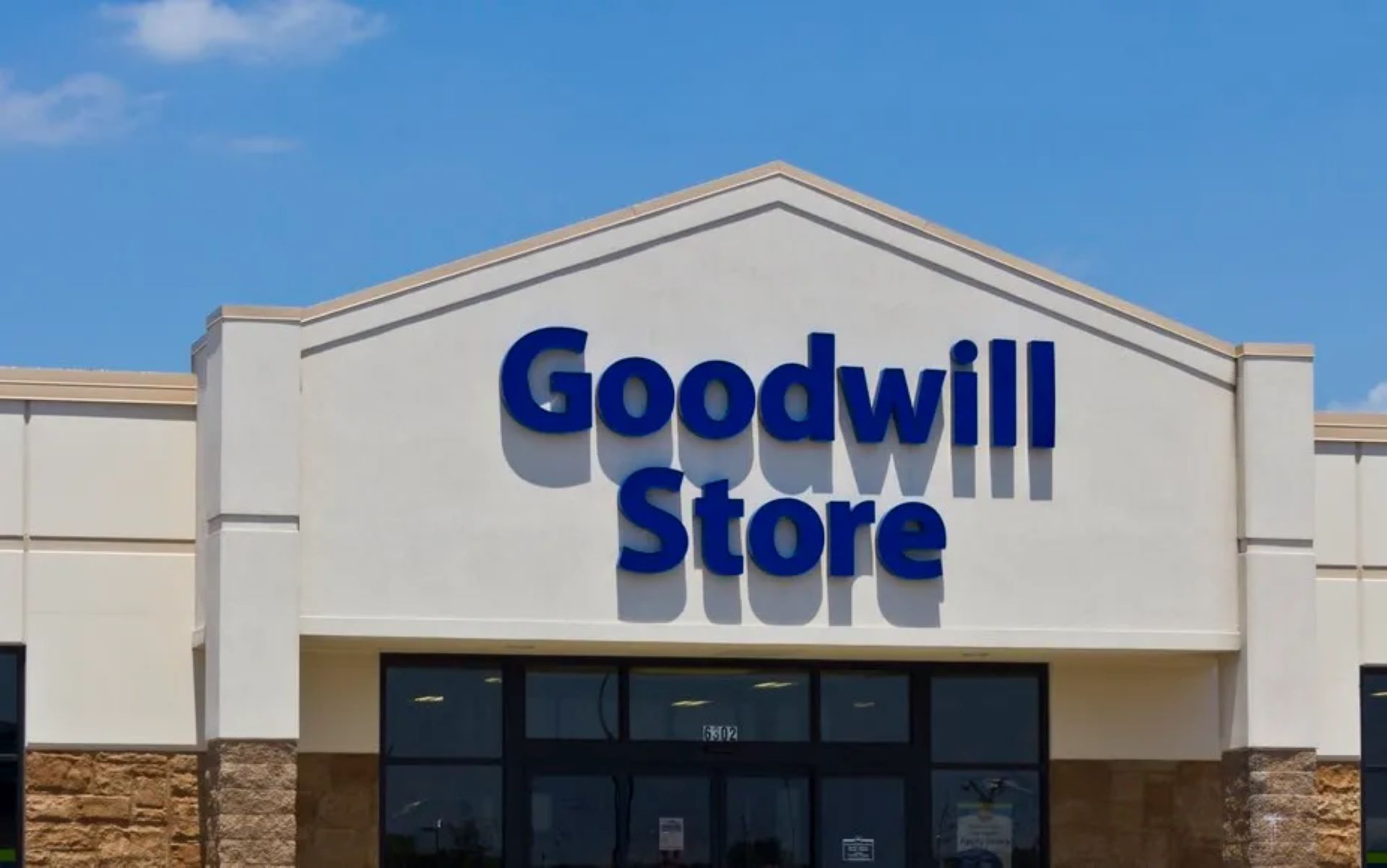 Goodwill Shopper Shocked By Twitter Response After Discovering   Goodwill 