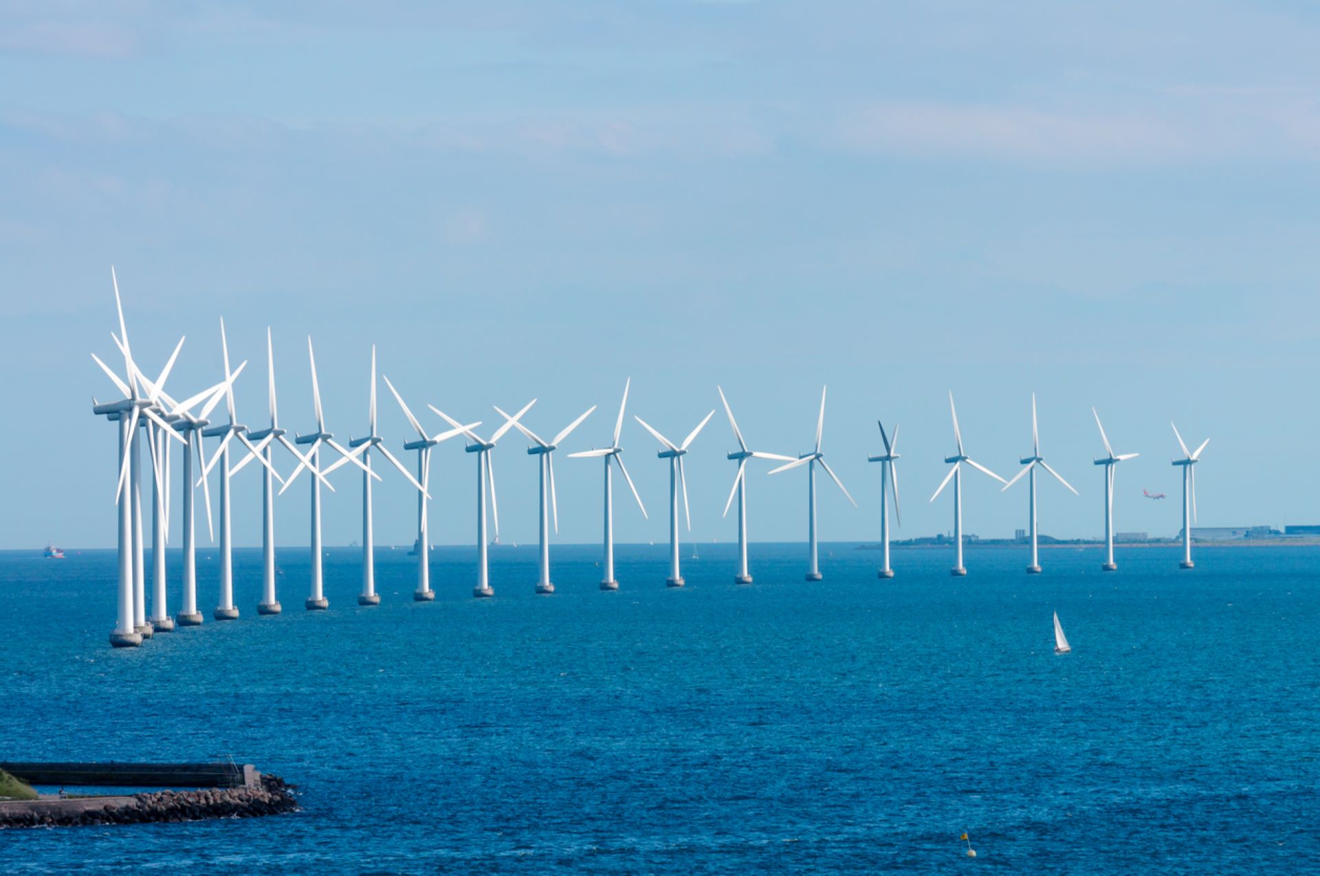 After lagging far behind the solar industry for years, wind energy in the U.S. is finally starting to gain steam.