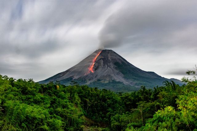 "Volcanoes temporarily cool the Earth. Emphasis on 'temporarily' and 'cool.'"