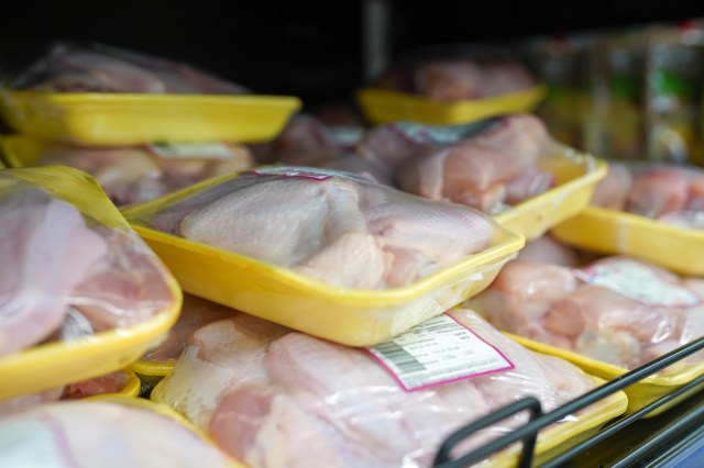 Co-op and Aldi reported hock burn on about one-third of their in-store poultry.