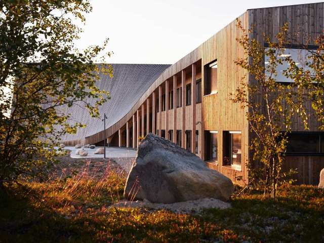 One of the striking achievements of the newly opened building is that it fulfills the stringent passive house standard despite its frigid location.