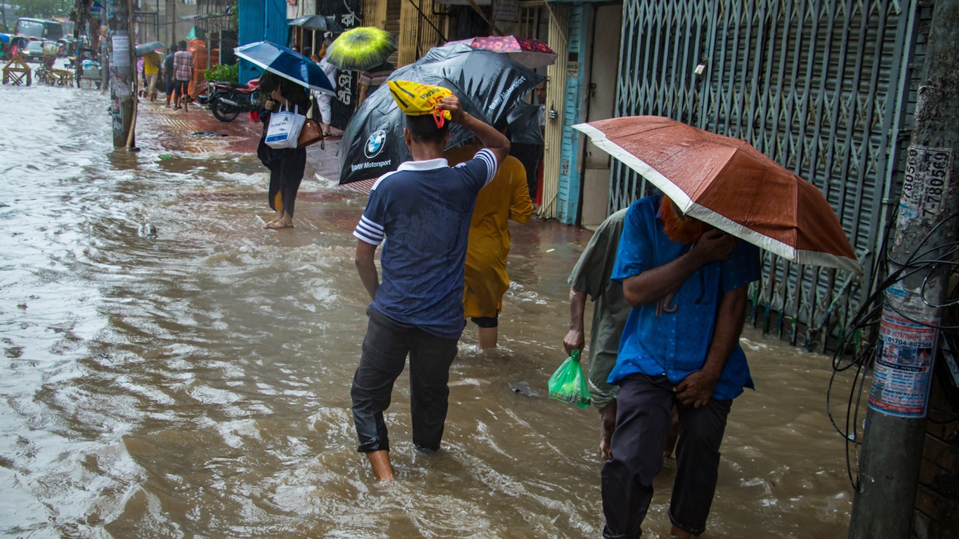 The flooding submerged nearly 770,000 acres of land, destroying more than 4,000 miles of roads and over 1,000 bridges.