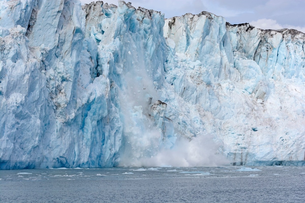 The continued overheating of our planet is causing the world's glaciers to melt increasingly quickly.