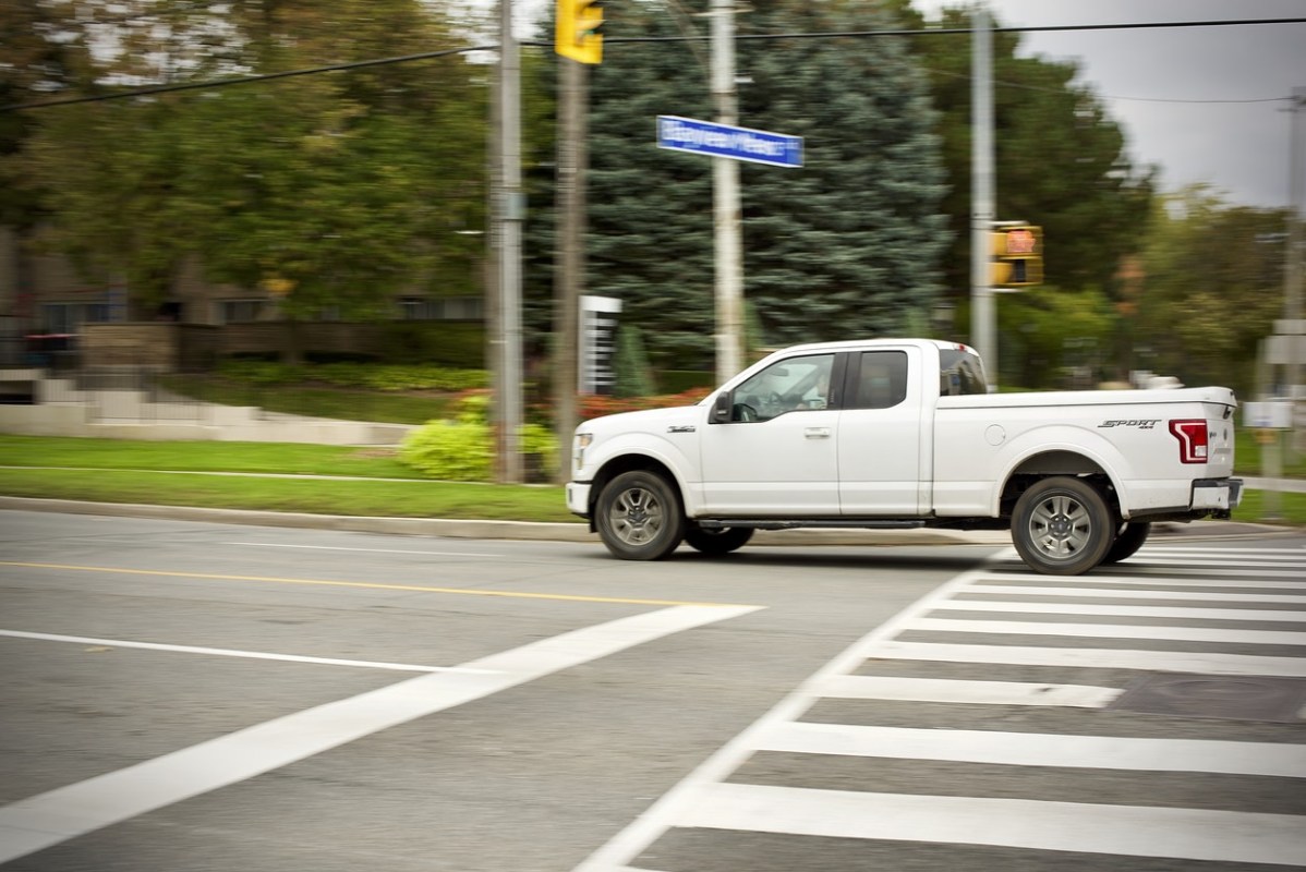 "It should be considered criminal negligence to sell that to untrained drivers."