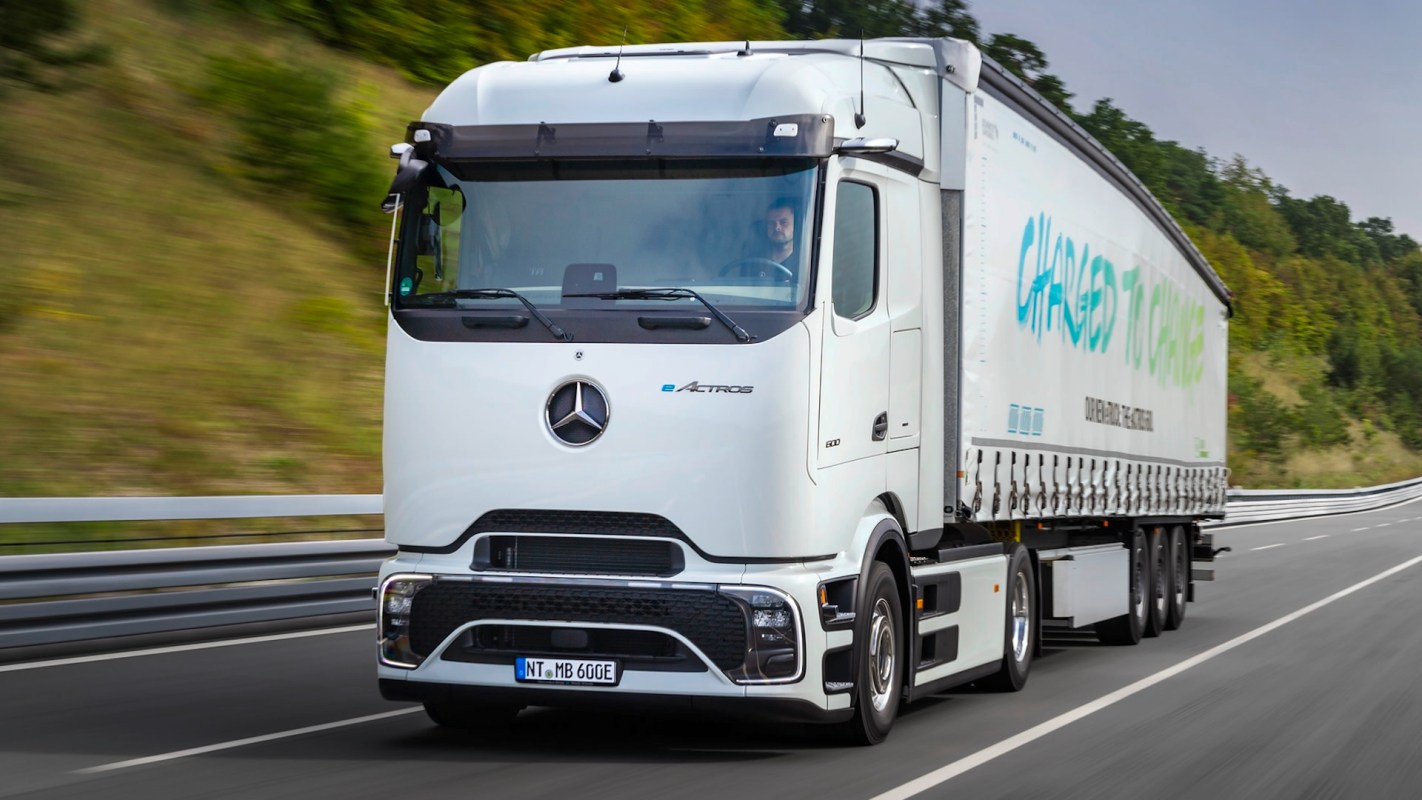 Mercedes' entrance into the electric long-haul semi truck market is huge.