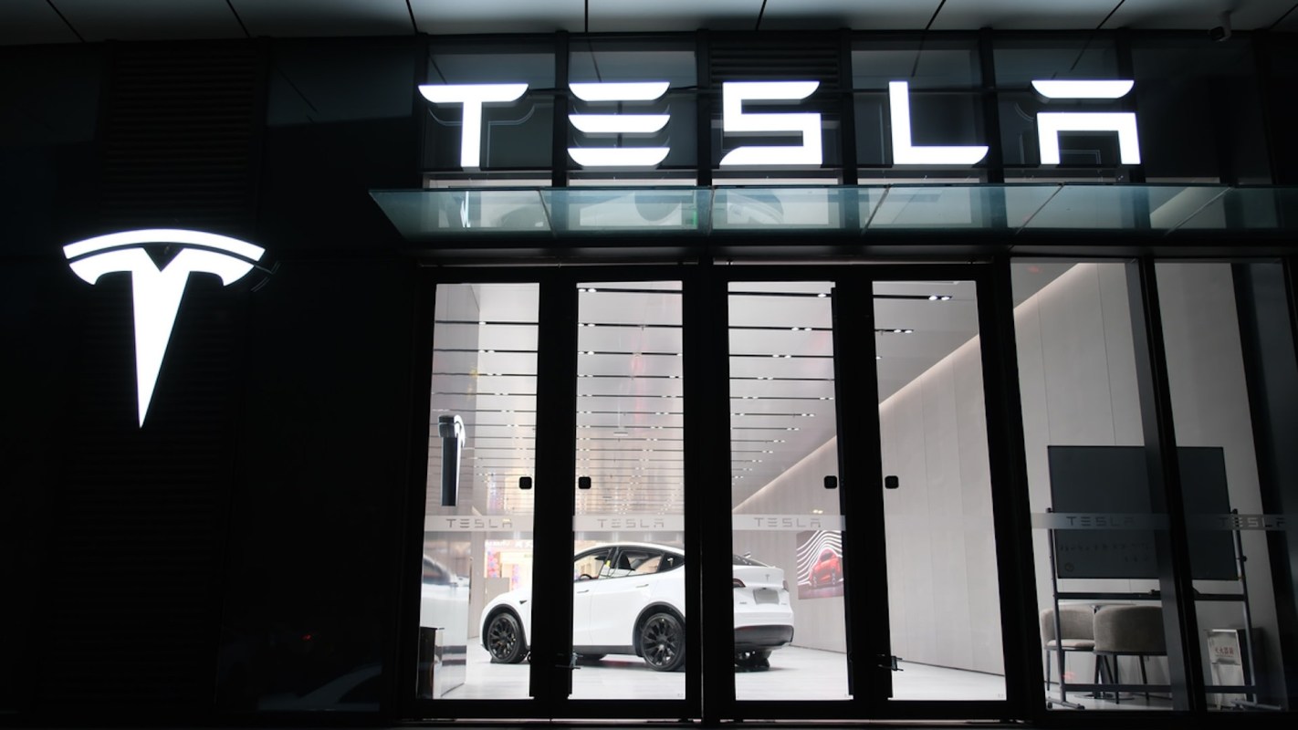 "It's good to see that Tesla continues to accelerate the world's transition."