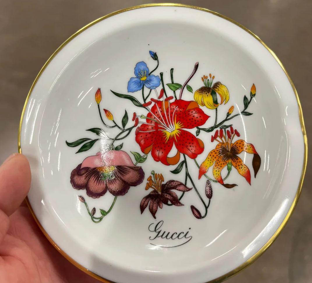 Shopper stunned after noticing inscription on back of china purchased at Goodwill It s genuine