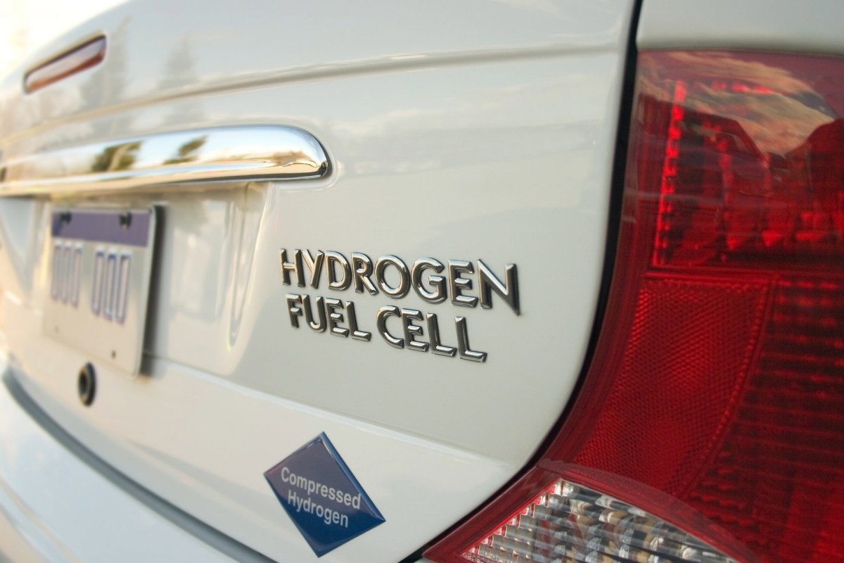 "We hope this achievement will contribute to making hydrogen fuel cells a sustainable energy solution."